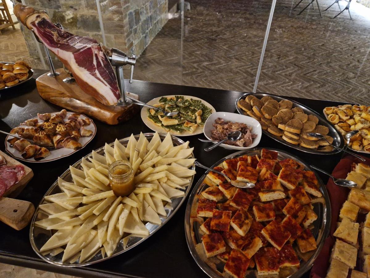 Agriturismo Montepinci มอนตาลชิโน ภายนอก รูปภาพ